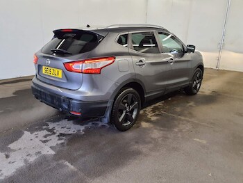 Used Nissan Qashqai 2015 for sale - 77625369: Photo