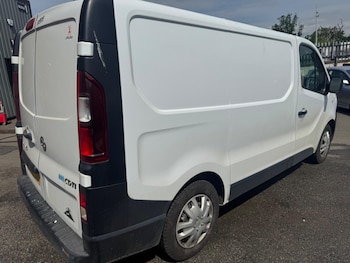 Used Vauxhall Vivaro 2016 for sale - 79012501: Photo