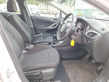 Used Vauxhall Astra 2020 for sale - 76585346: Photo