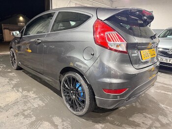 Used Ford Fiesta 2017 for sale - 77016460: Photo