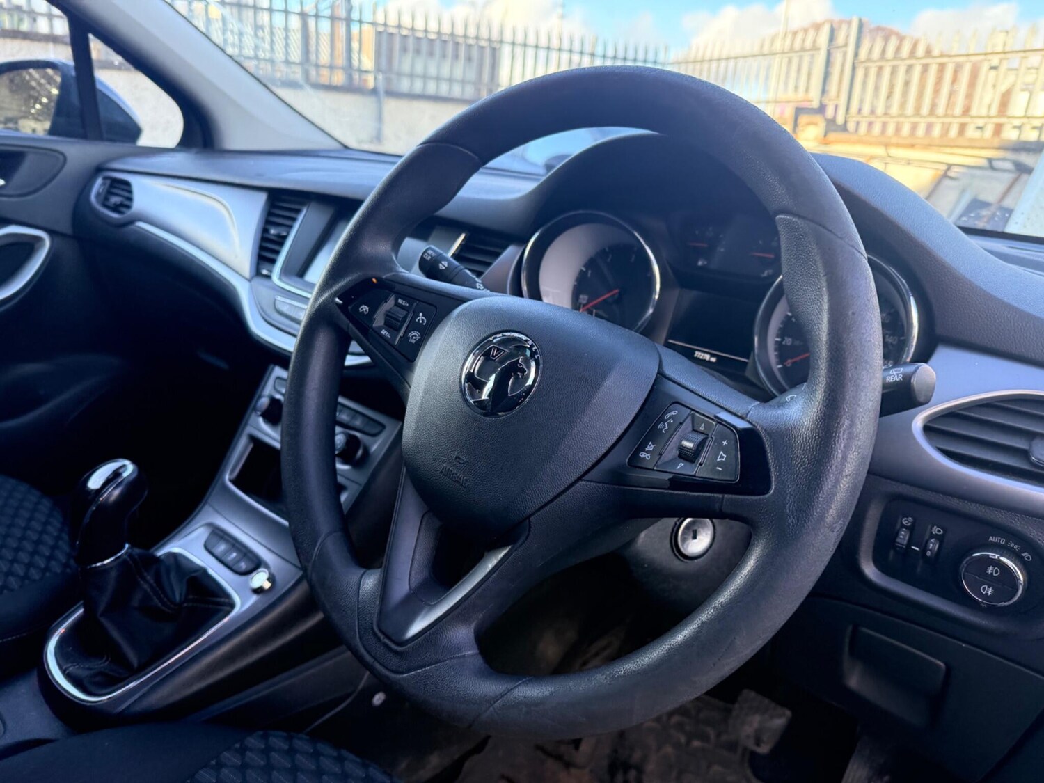 Used Vauxhall Astra for sale - 78127669: Photo 9