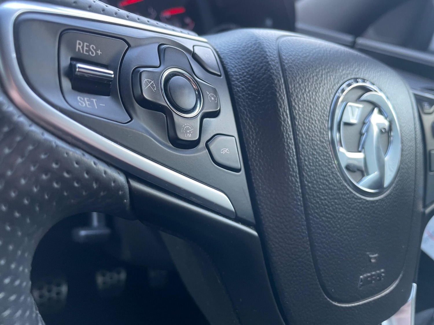 Used Vauxhall Insignia 2017 for sale - 77625049: Photo 19