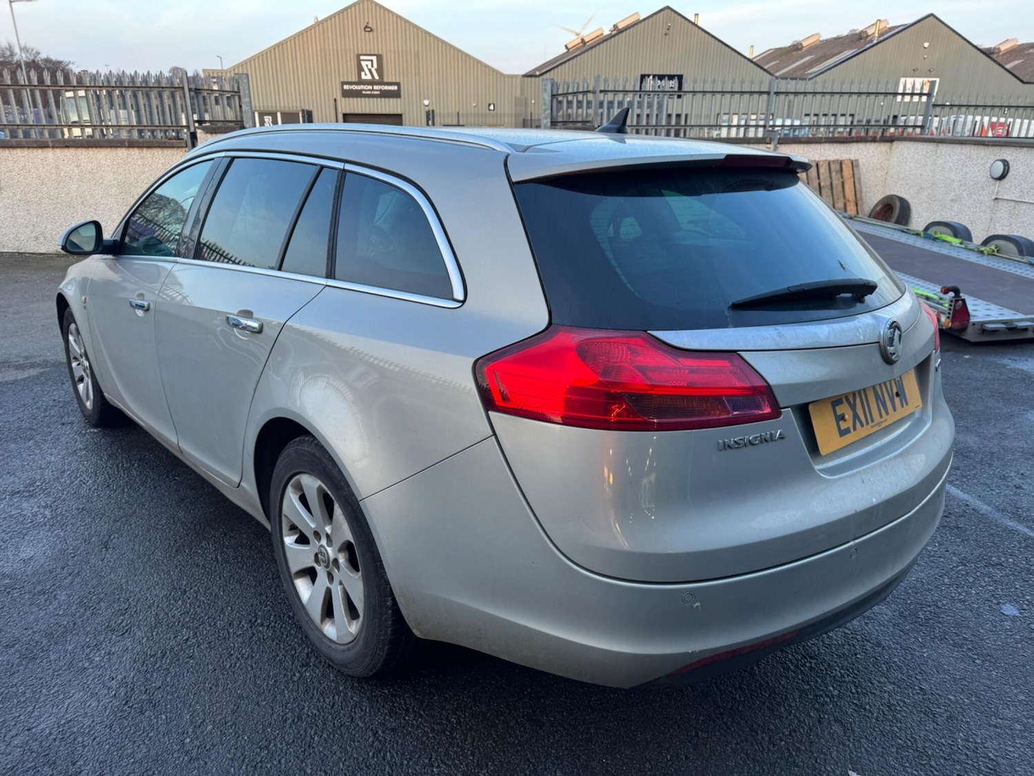 Used Vauxhall Insignia 2011 for sale - 78007600: Photo 2