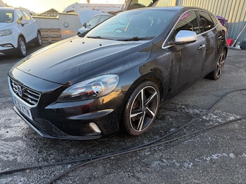 Used Volvo V40 2016 for sale - 76701342: Photo