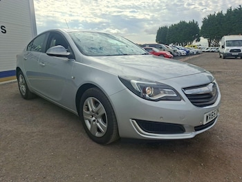 Used Vauxhall Insignia 2015 for sale - 79600978: Photo