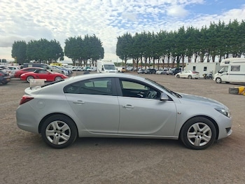 Used Vauxhall Insignia 2015 for sale - 79600978: Photo