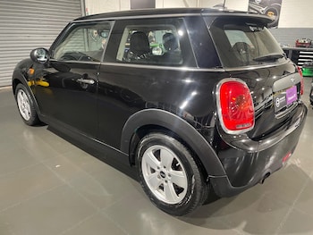 Used MINI Hatch 2017 for sale - 77456114: Photo