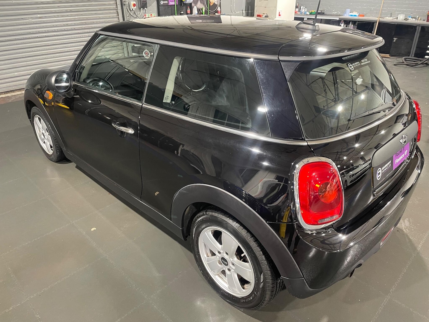 Used MINI Hatch 2017 for sale - 77456114: Photo 2