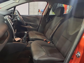 Used Renault Clio 2016 for sale - 76584280: Photo