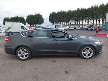 Used Ford Mondeo 2015 for sale - 76584400: Photo