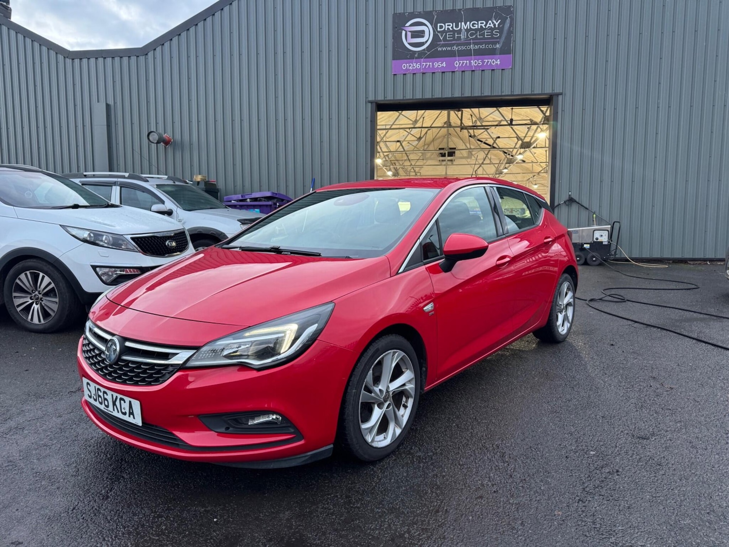 Used Vauxhall Astra 2016 for sale - 76585393: Photo 1