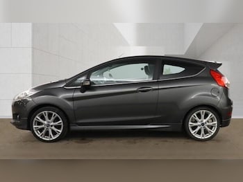 Used Ford Fiesta 2015 for sale - 78969472: Photo