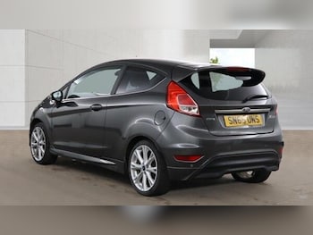 Used Ford Fiesta 2015 for sale - 78969472: Photo