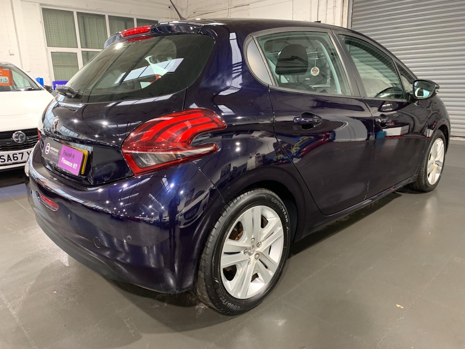 Used Peugeot 208 2019 for sale - 76584602: Photo 10