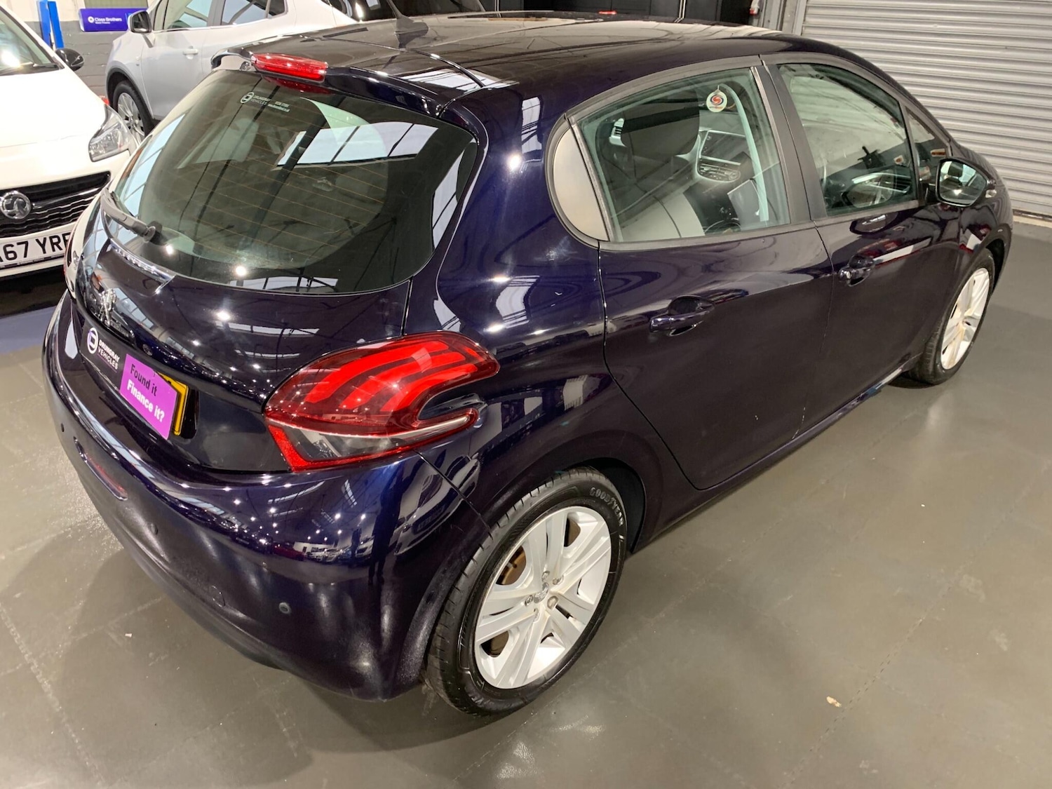 Used Peugeot 208 2019 for sale - 76584602: Photo 11