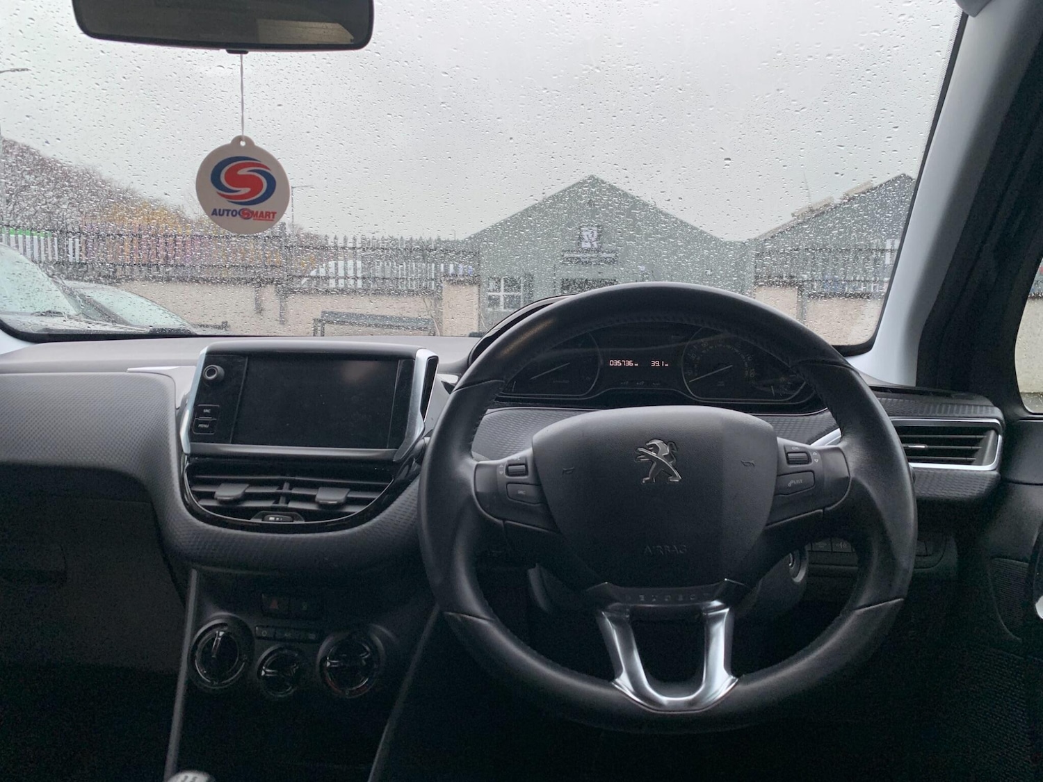 Used Peugeot 208 2019 for sale - 76584602: Photo 13