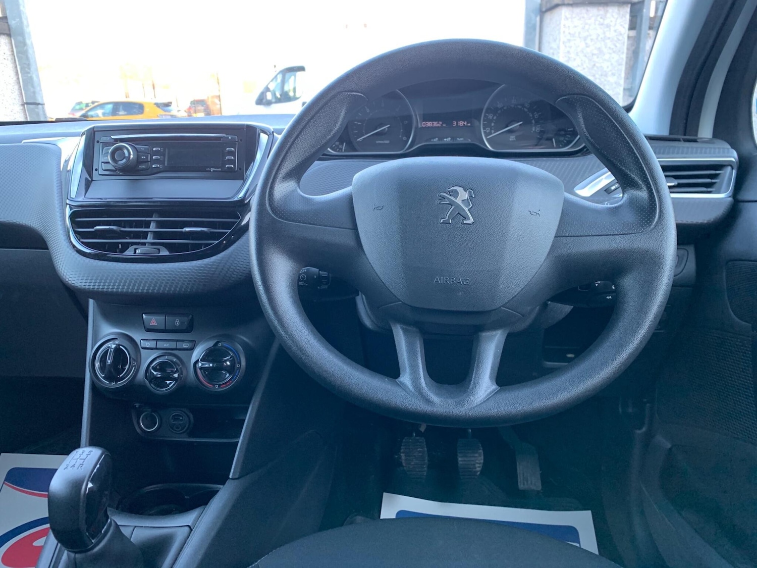 Used Peugeot 208 2018 for sale - 76620226: Photo 11