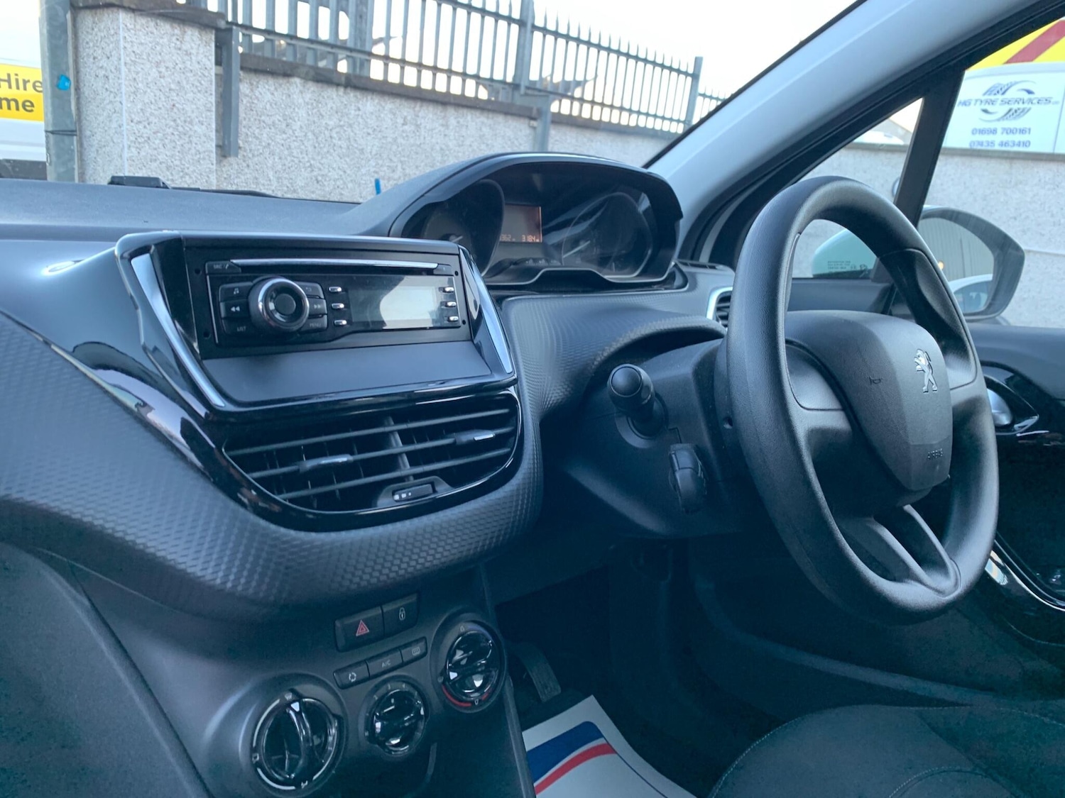 Used Peugeot 208 2018 for sale - 76620226: Photo 12