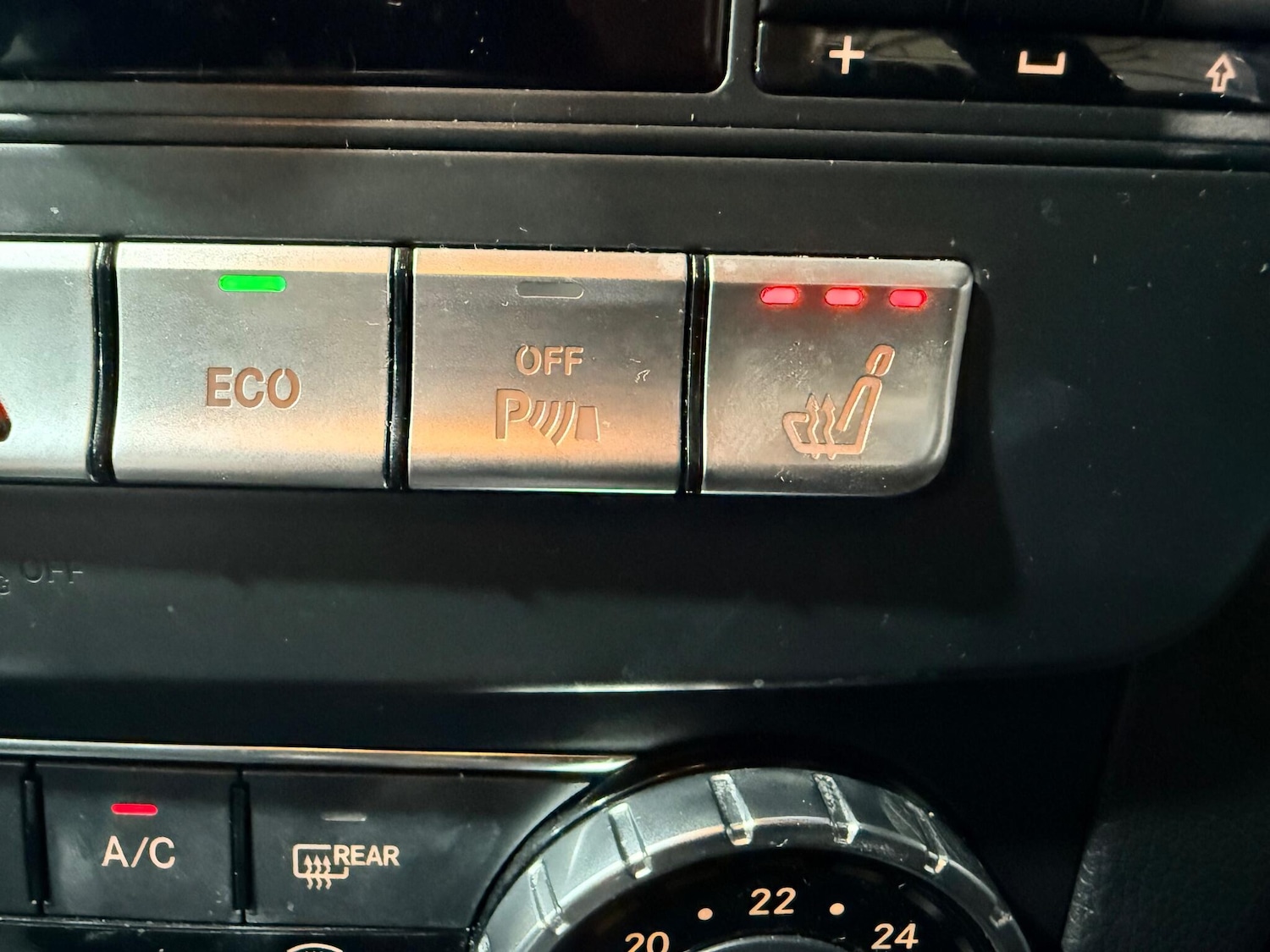 Used Mercedes-Benz C Class 2014 for sale - 77130669: Photo 12