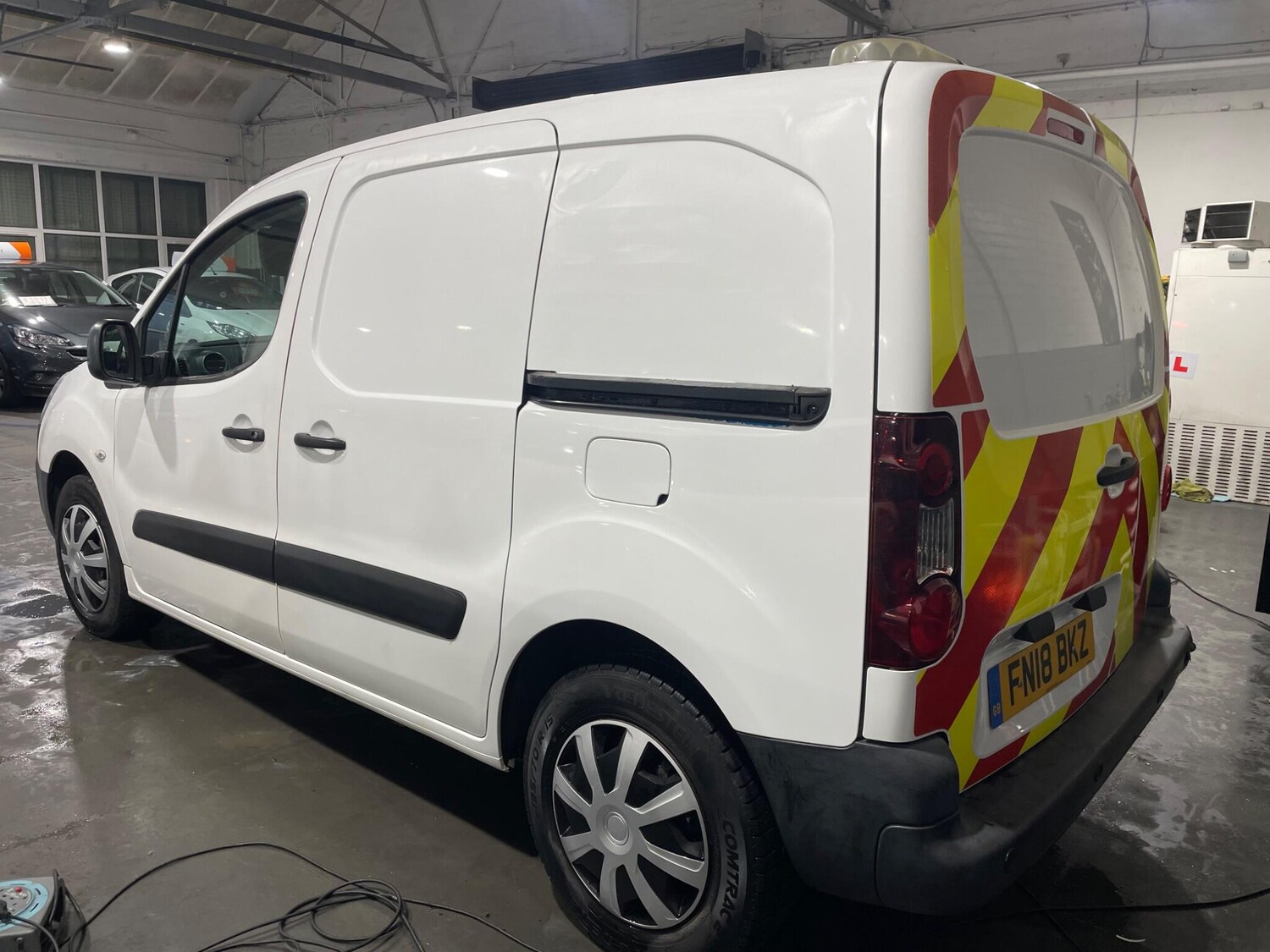 Used Peugeot Partner for sale - 77657702: Photo 2