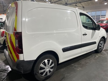 Used Peugeot Partner 2018 for sale - 77657702: Photo