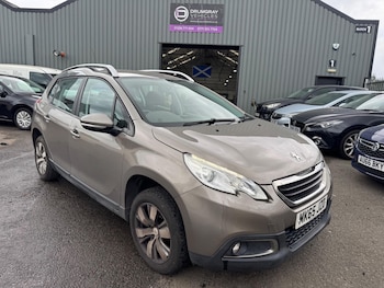 Used Peugeot 2008 2015 for sale - 79464001: Photo