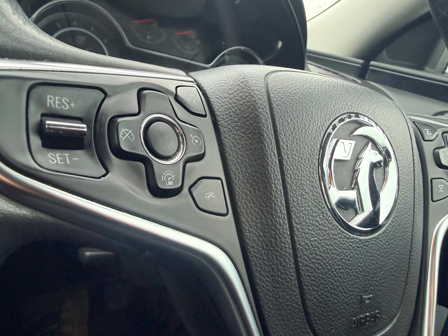 Used Vauxhall Insignia 2014 for sale - 77784081: Photo 6