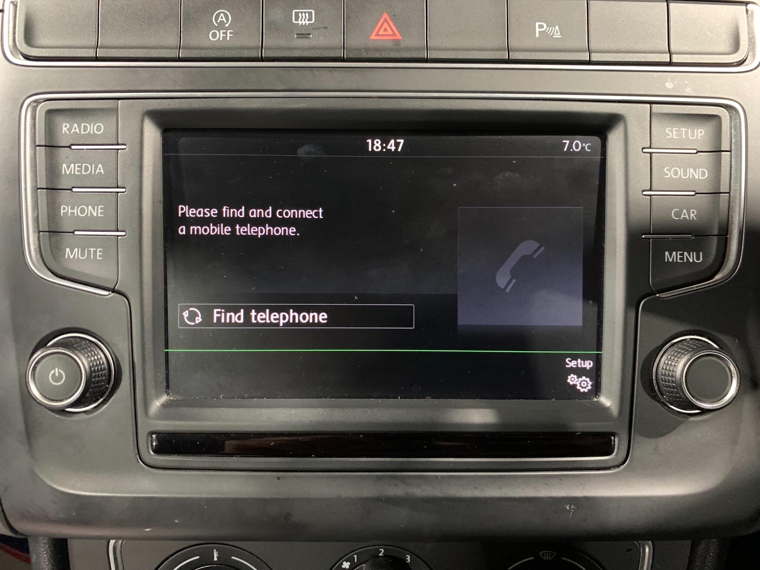 Used Volkswagen Polo 2015 for sale - 76584302: Photo 18