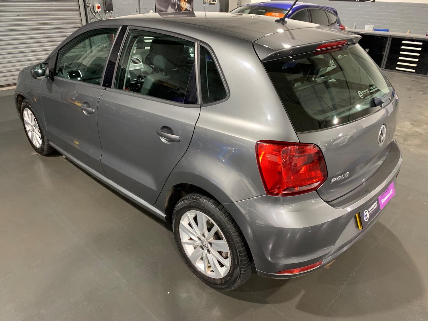 Used Volkswagen Polo 2015 for sale - 76584302: Photo 7