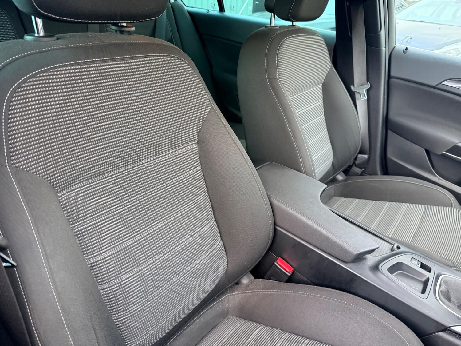 Used Vauxhall Insignia 2016 for sale - 78047249: Photo 8