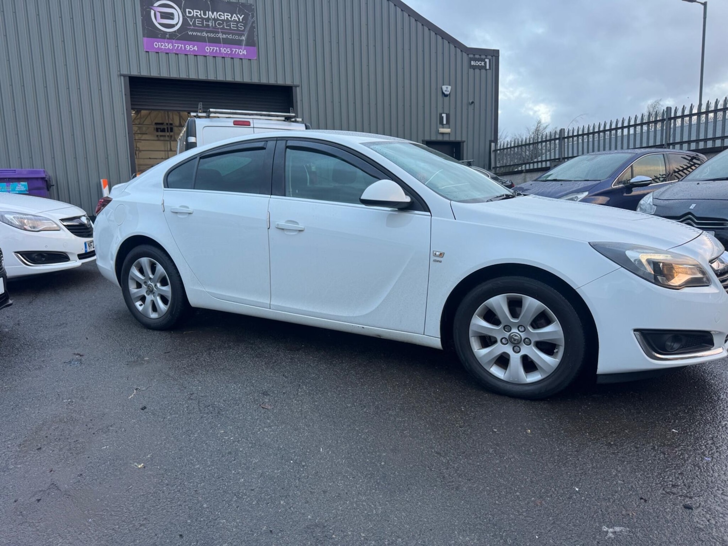 Used Vauxhall Insignia for sale - 77705224: Photo 3