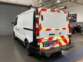 Used Vauxhall Vivaro 2017 for sale - 76824596: Photo