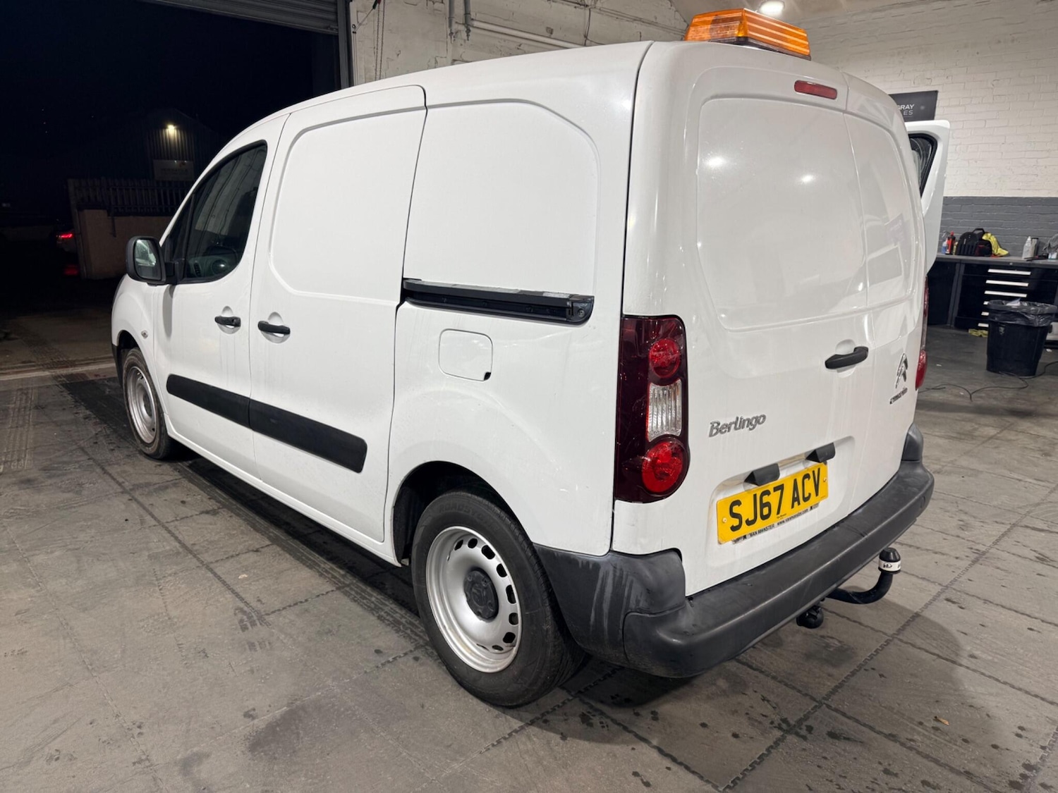 Used Citroen Berlingo 2017 for sale - 77358519: Photo 3