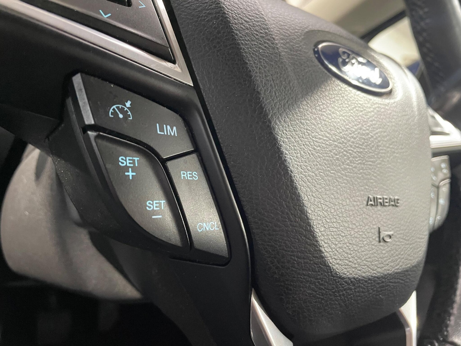 Used Ford Mondeo 2017 for sale - 77016461: Photo 17