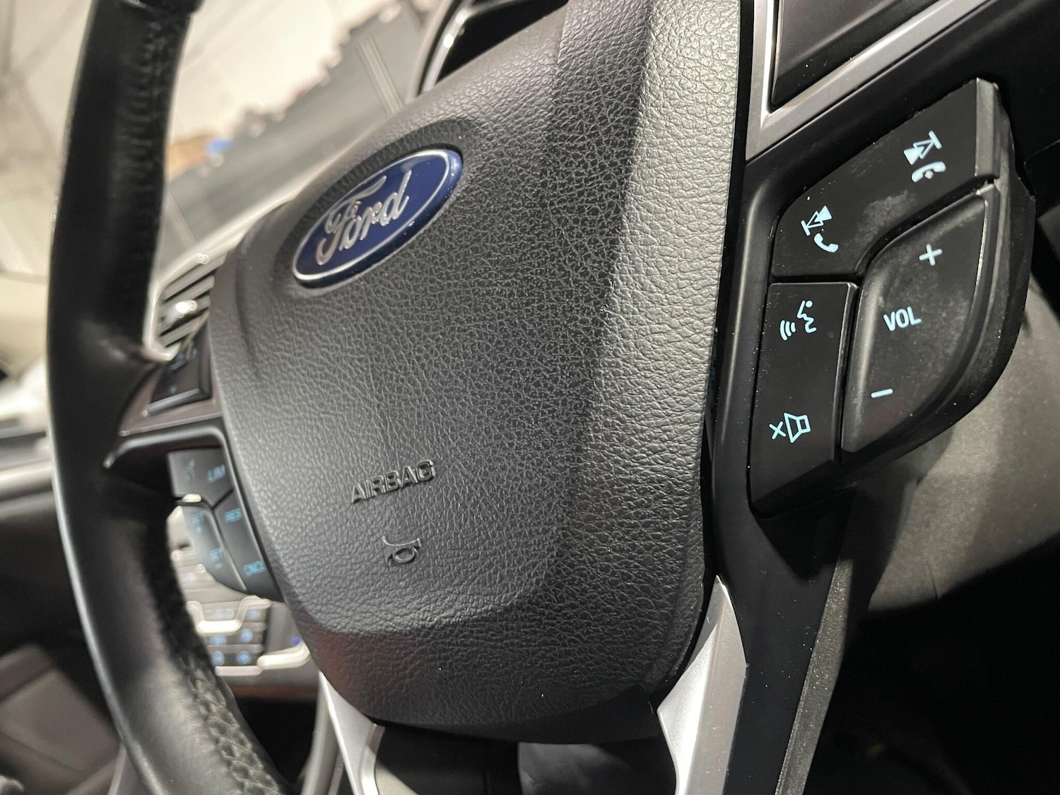 Used Ford Mondeo 2017 for sale - 77016461: Photo 21