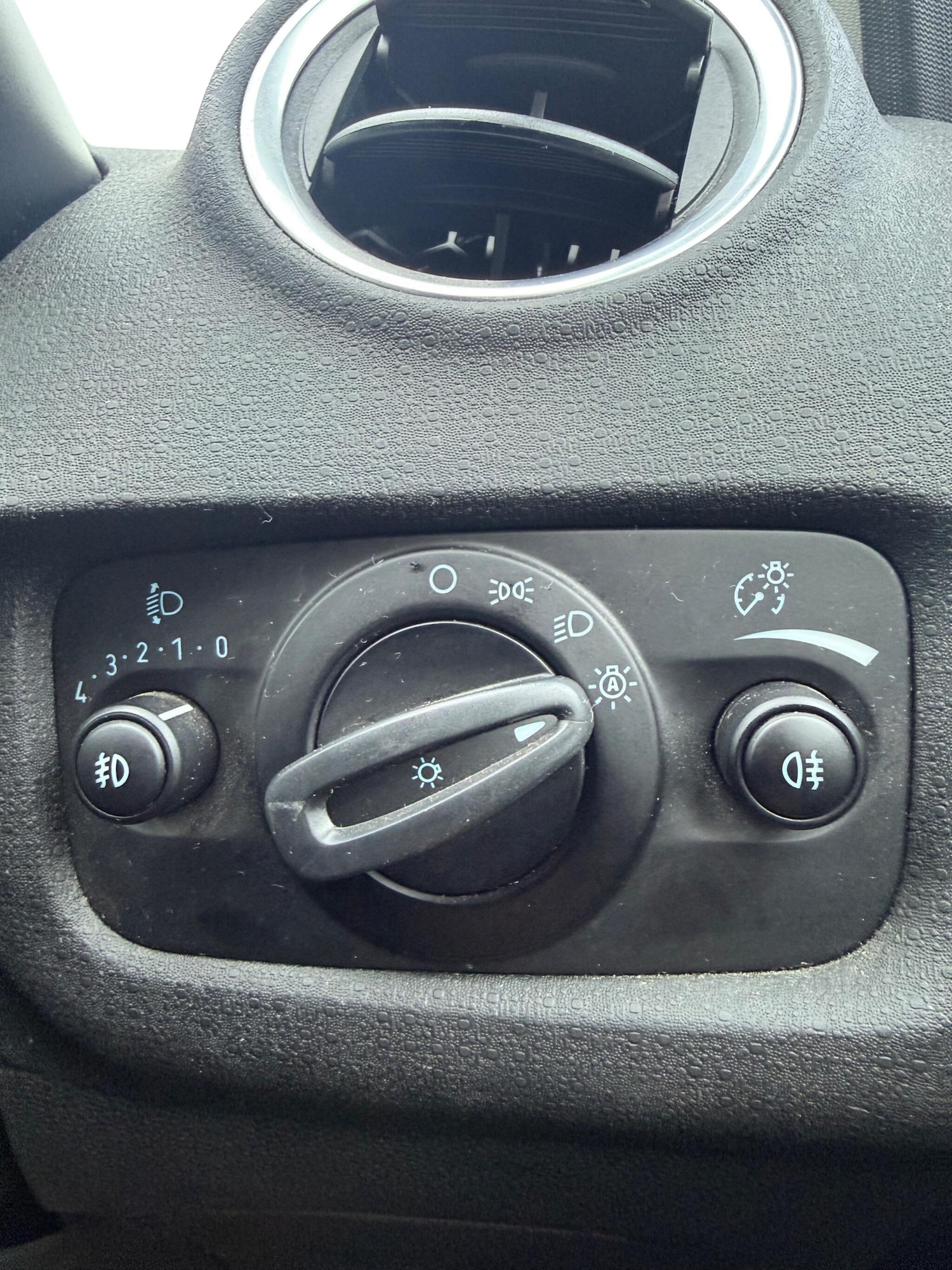 Used Ford Fiesta 2015 for sale - 77203137: Photo 10