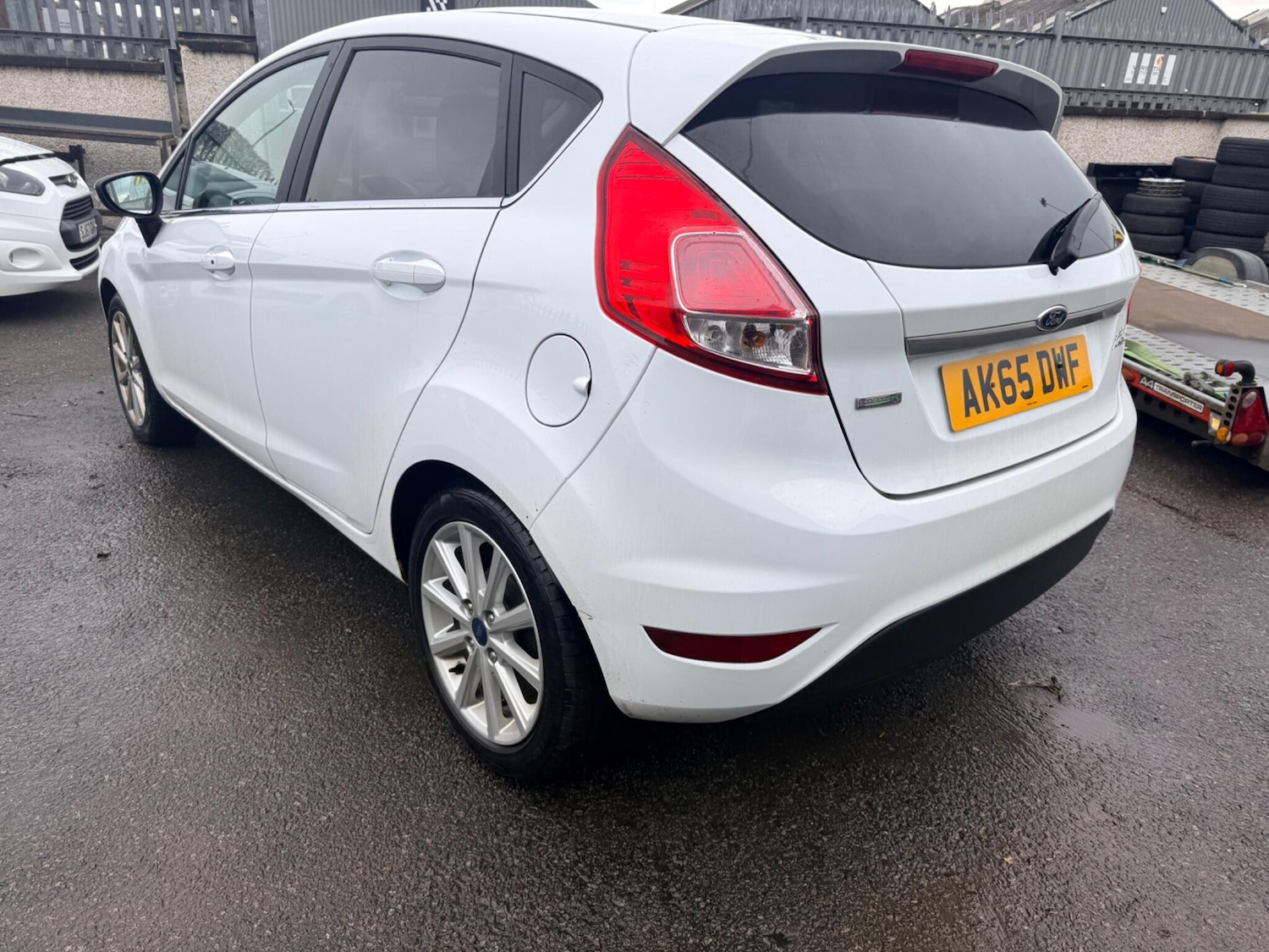 Used Ford Fiesta 2015 for sale - 77203137: Photo 2