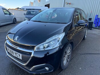 Used Peugeot 208 2018 for sale - 78362522: Photo