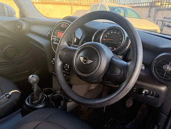 Used MINI Hatch 2015 for sale - 76666879: Photo