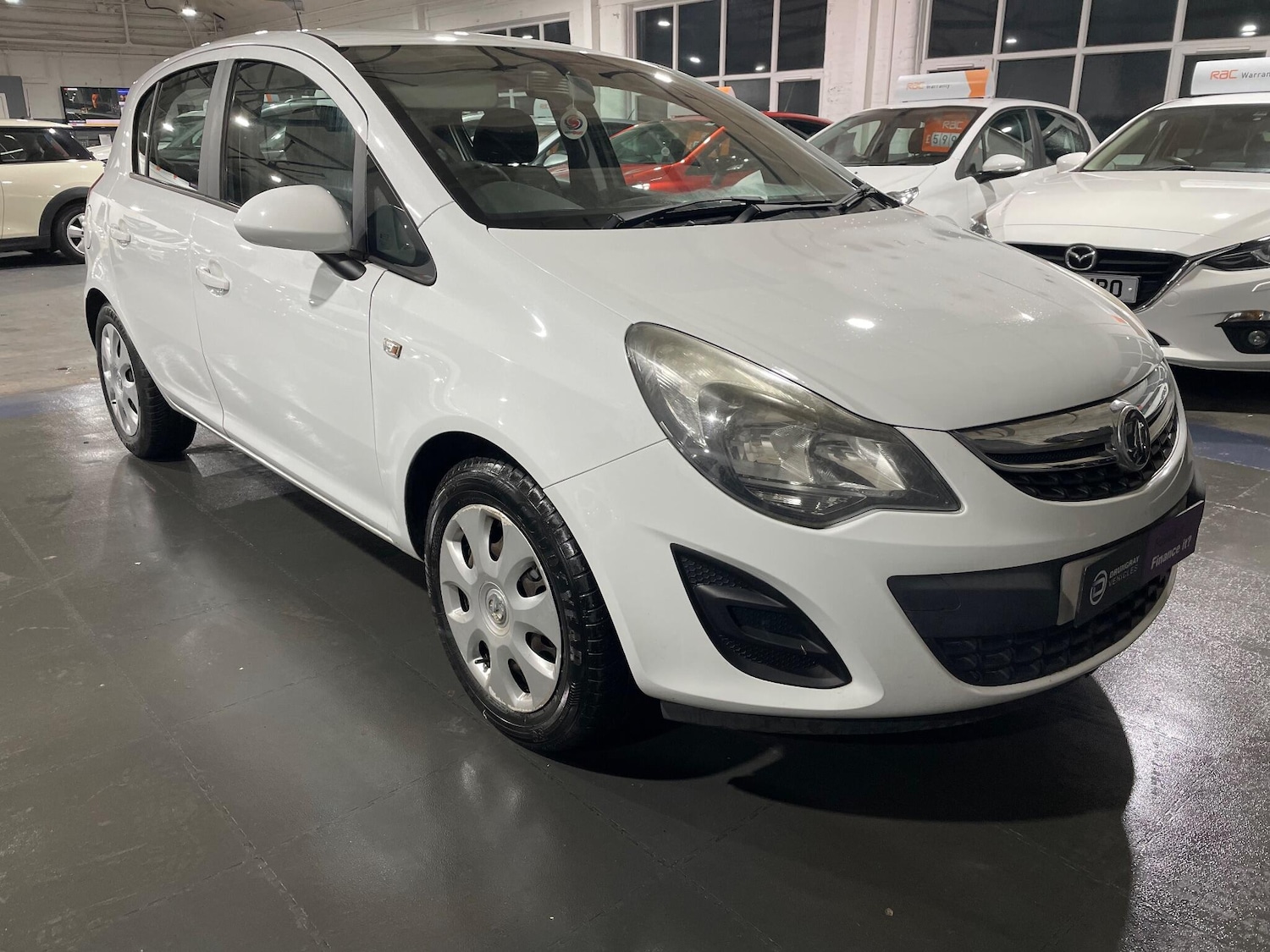 Used Vauxhall Corsa 2015 for sale - 77120284: Photo 2