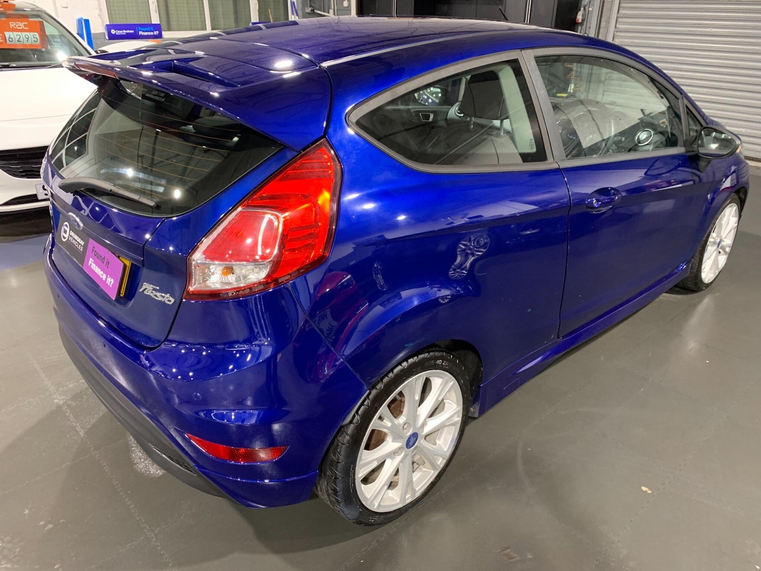 Used Ford Fiesta 2015 for sale - 76584390: Photo 11