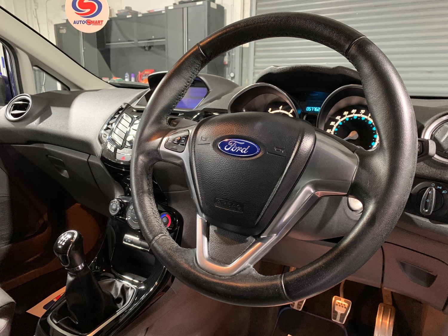 Used Ford Fiesta 2015 for sale - 76584390: Photo 12