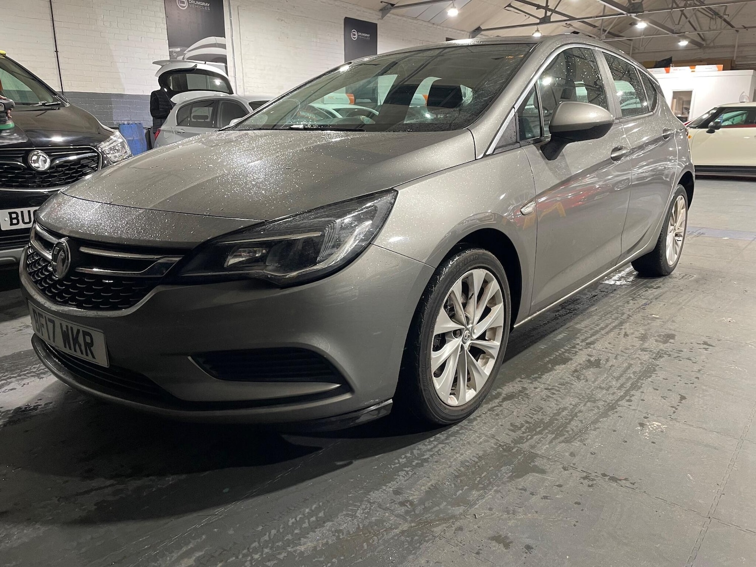Used Vauxhall Astra 2017 for sale - 76824826: Photo 1