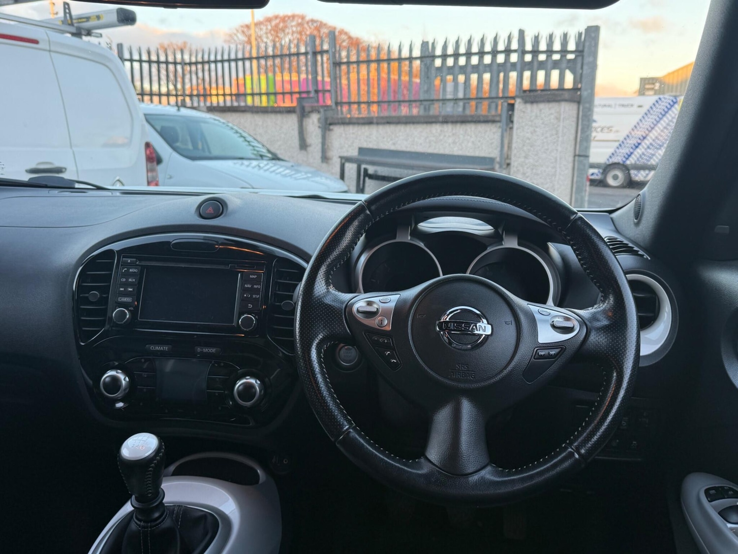 Used Nissan Juke 2015 for sale - 76645219: Photo 6