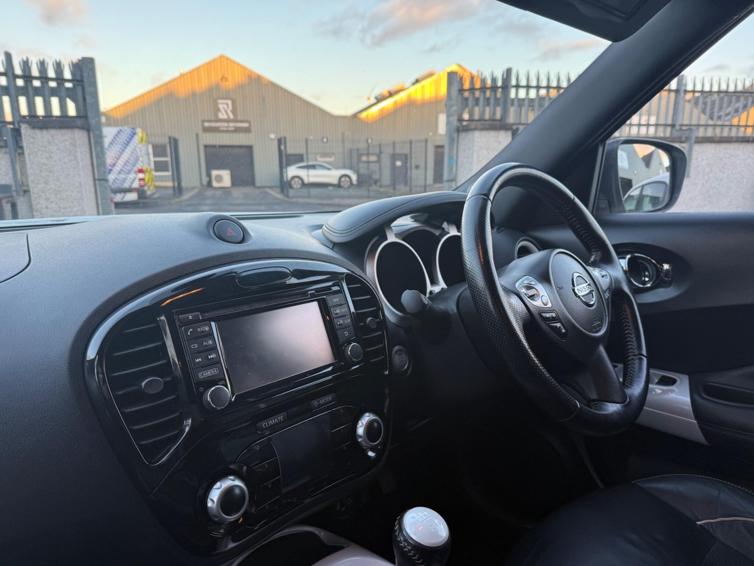 Used Nissan Juke 2015 for sale - 76645219: Photo 7