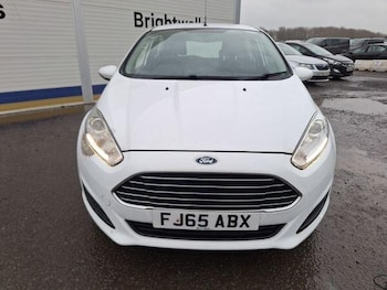 Used Ford Fiesta 2015 for sale - 76585344: Photo
