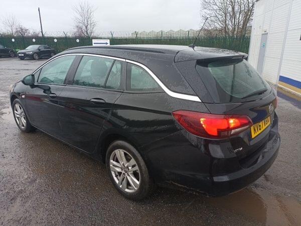 Used Vauxhall Astra 2017 for sale - 77565157: Photo 2