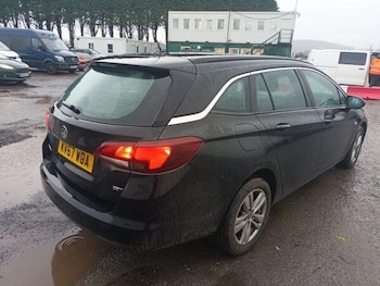Used Vauxhall Astra 2017 for sale - 77565157: Photo