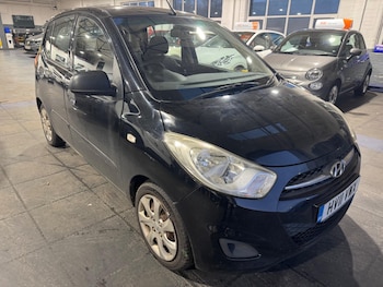 Used Hyundai i10 2011 for sale - 77016142: Photo