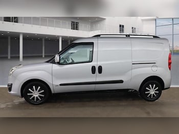 Used Vauxhall Combo 2015 for sale - 77524705: Photo